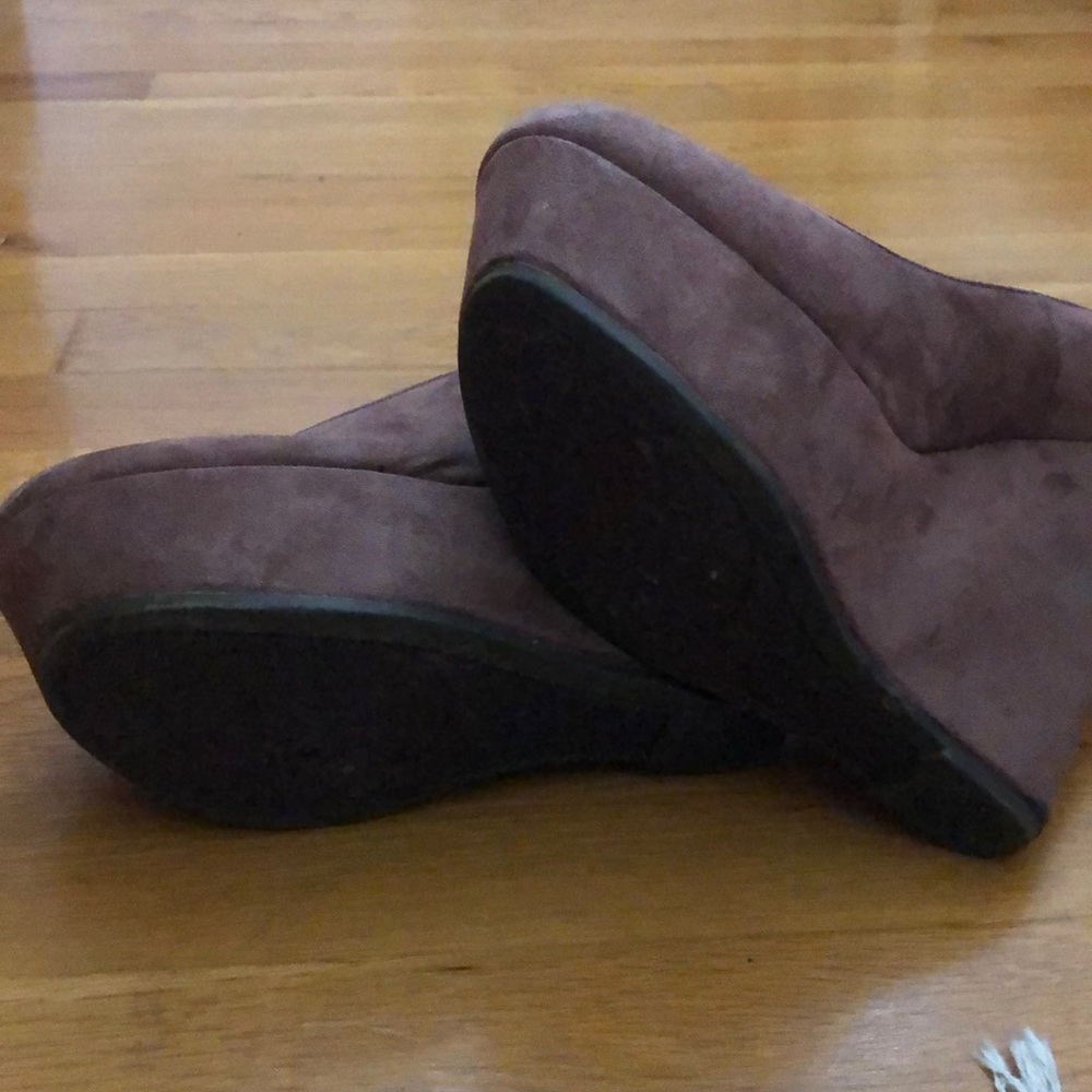 Faux suede wedges - Picture 4 of 4
